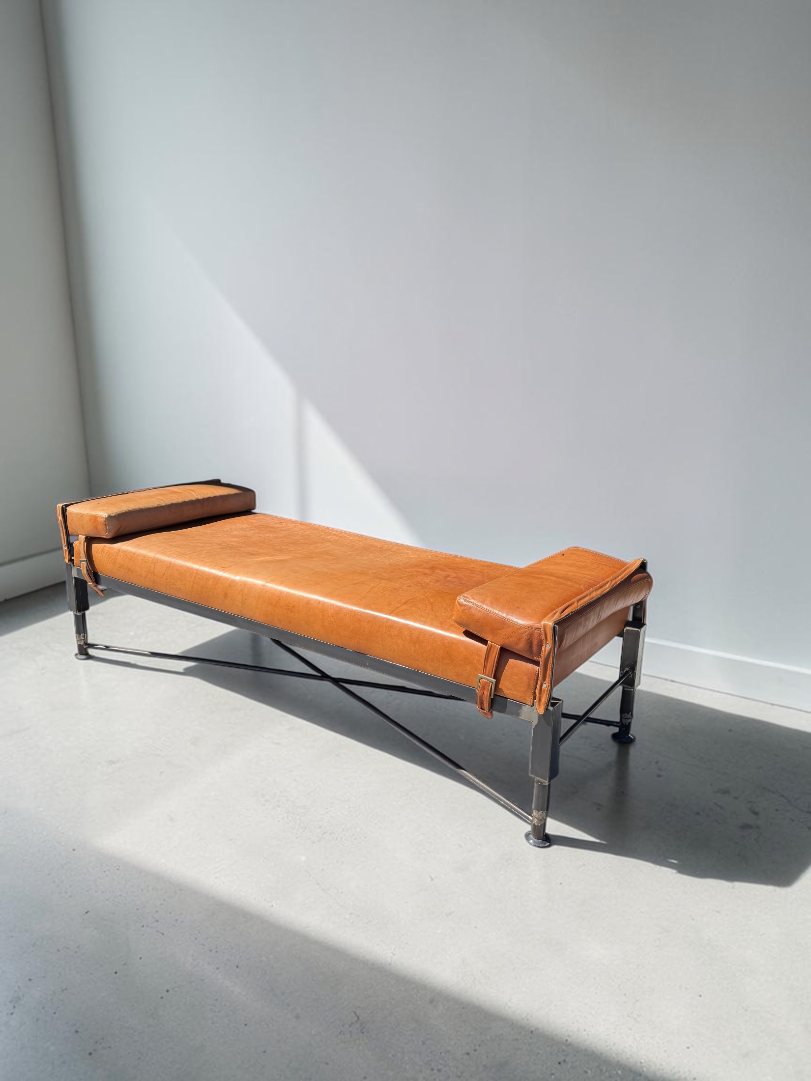 Genuine Leather Roorkhee Daybed – The Grand Living (1.9m)